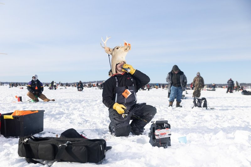 Image: Experience the Thrill of Ice Fishing in the UK's Top Casino Games Online